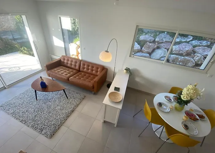 Roche Blanche - Terrasse Et Parking Appartamento