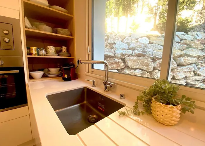 Roche Blanche - Terrasse Et Parking